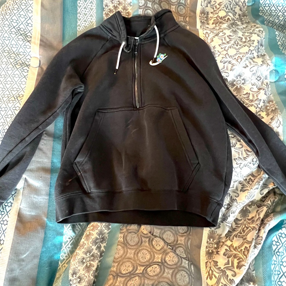 Women’s Quarter Zip Sweater